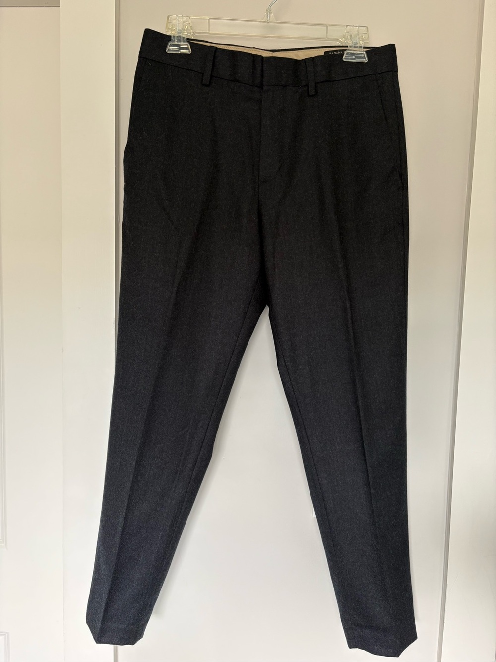 Banana Republic — Men’s Gray Flannel 120’s Tapered Fit Dress Pants 28x28